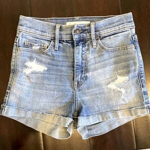 Abercrombie & Fitch High Rise Distressed Shorts 00 w24